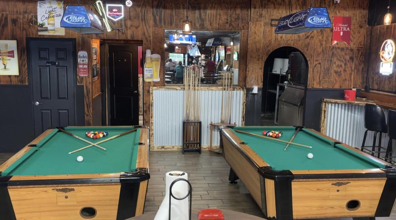 The Scenic Lagoon Saloon